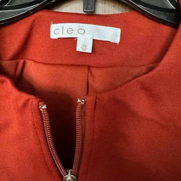 red jacket - Picture 2 of 5